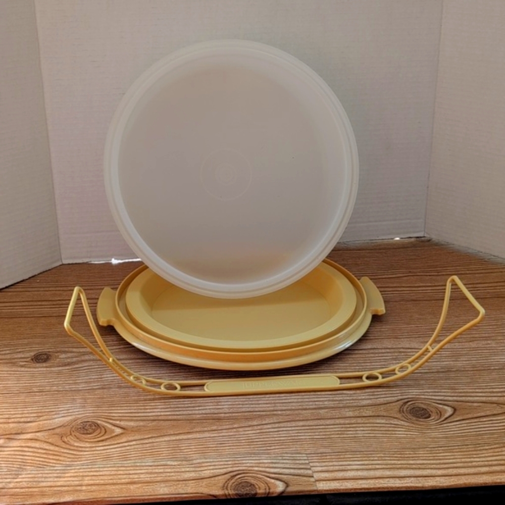 Tupperware Harvest Gold Pie Cake Taker Carrier Vintage - Picture 5 of 5